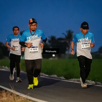 Runner Photo 5767442