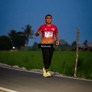 Runner Photo 5767499