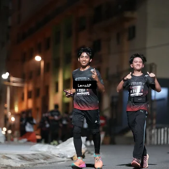 Runner Photo 5771629