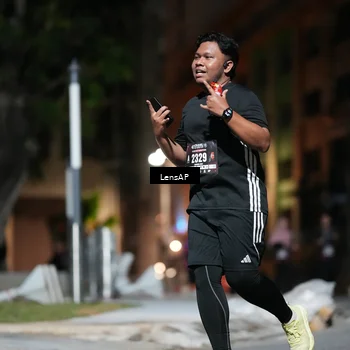 Runner Photo 5771857
