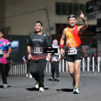 Runner Photo 5771889