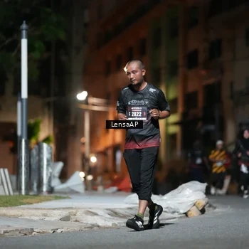 Runner Photo 5772030