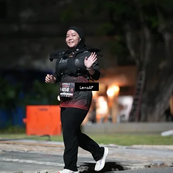 Runner Photo 5772070