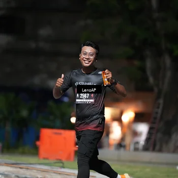 Runner Photo 5772077
