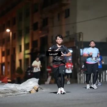 Runner Photo 5772094