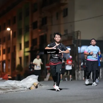 Runner Photo 5772097
