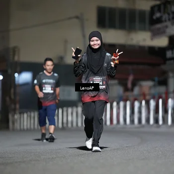 Runner Photo 5772123