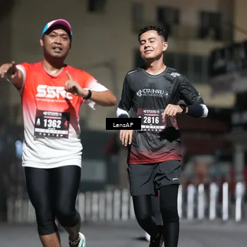 Runner Photo 5772128