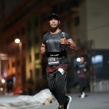 Runner Photo 5772200