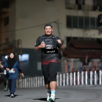 Runner Photo 5772235