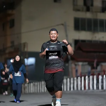 Runner Photo 5772239