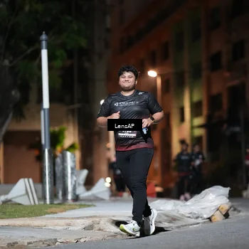 Runner Photo 5772259