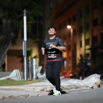 Runner Photo 5772260