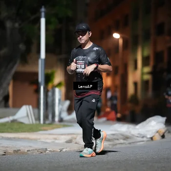 Runner Photo 5772273