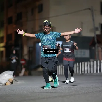 Runner Photo 5772298