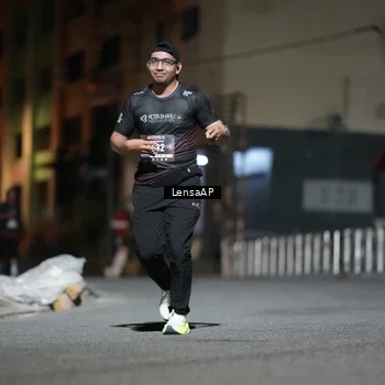 Runner Photo 5772311
