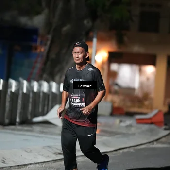Runner Photo 5772375