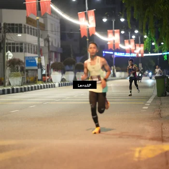 Runner Photo 5772473