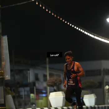 Runner Photo 5772474