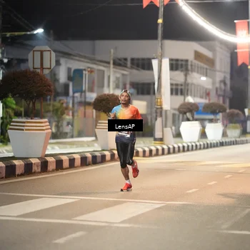 Runner Photo 5772493