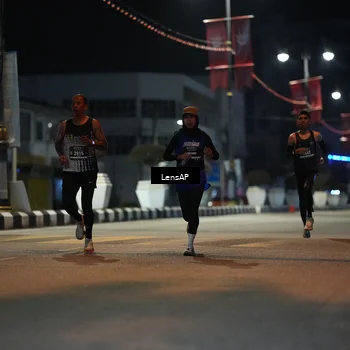 Runner Photo 5772575