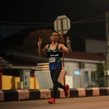Runner Photo 5772590