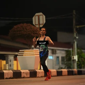 Runner Photo 5772591