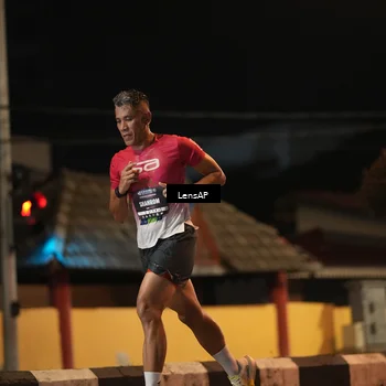 Runner Photo 5772592