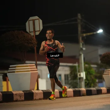 Runner Photo 5772603