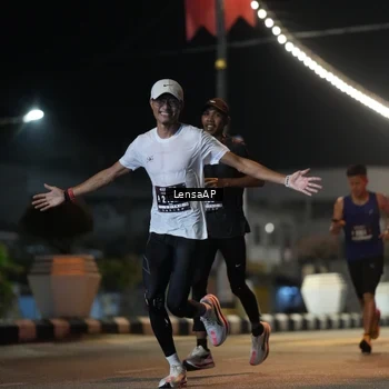 Runner Photo 5772614