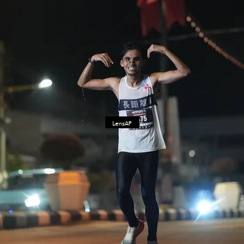 Runner Photo 5772629