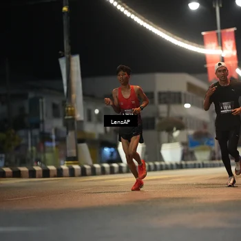 Runner Photo 5772633