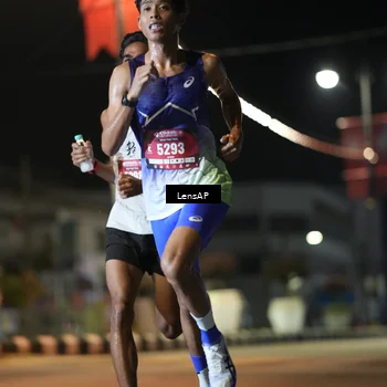 Runner Photo 5772636