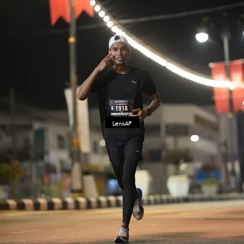 Runner Photo 5772643