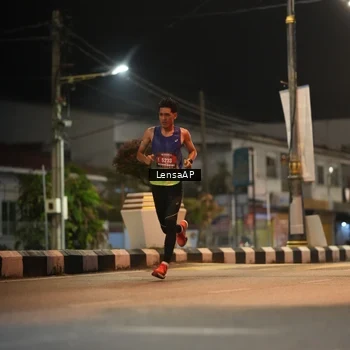Runner Photo 5772657