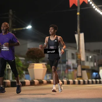 Runner Photo 5772728