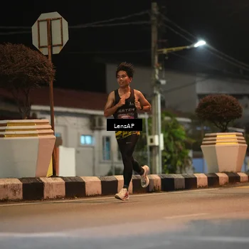 Runner Photo 5772777