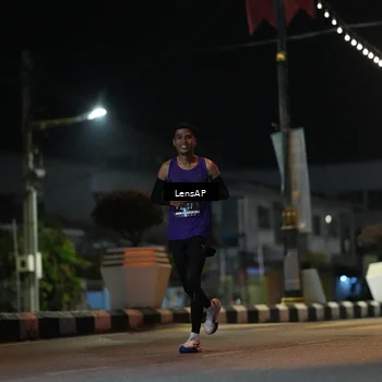 Runner Photo 5772874