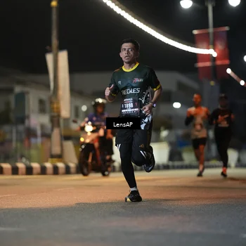 Runner Photo 5772943