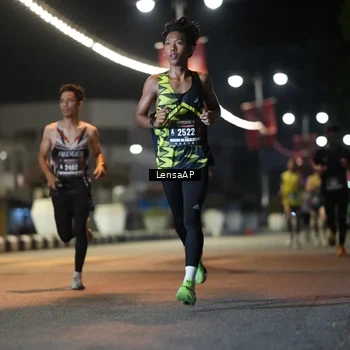 Runner Photo 5773029