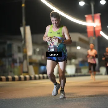 Runner Photo 5773044