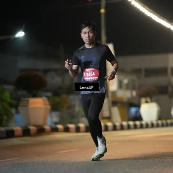 Runner Photo 5773059