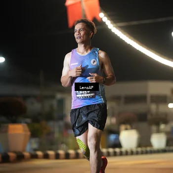 Runner Photo 5773060