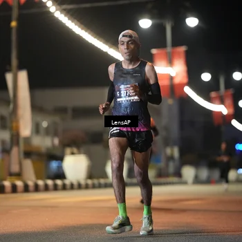 Runner Photo 5773115