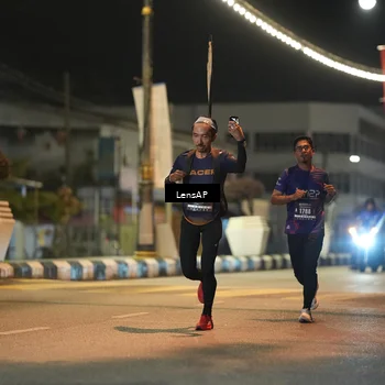 Runner Photo 5773174