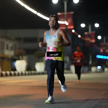 Runner Photo 5773246