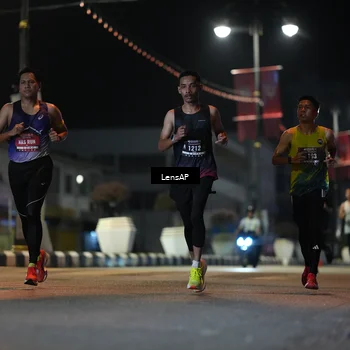 Runner Photo 5773259