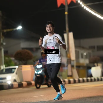 Runner Photo 5773346