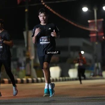 Runner Photo 5773396