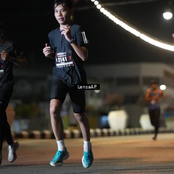 Runner Photo 5773397